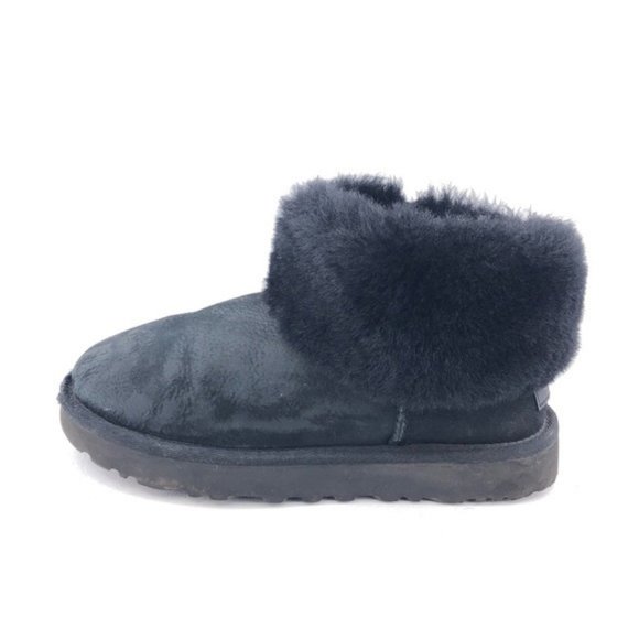 UGG Classic Mini Fluff Winter Boots Womens 6 - Picture 1 of 13